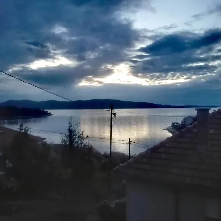 Rakova Kucica Casa vacanze Mali Iž